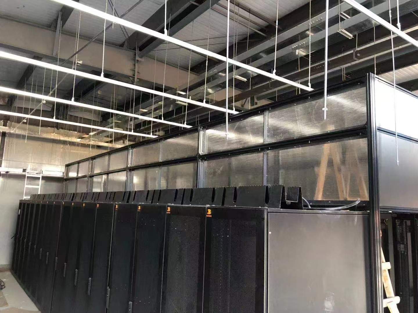 Data Center Hot Aisle System